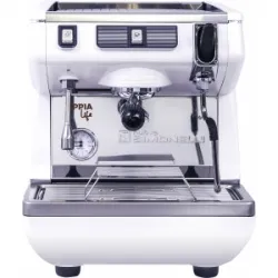 Кофемашина Appia Life 1gr S 220V white+high groups полуавтомат Nuova Simonelli – купить в Санкт-Петербурге с доставкой Купить кофемашина appia life 1gr s 220v white+high groups полуавтомат nuova simonelli в Санкт-Петербурге – цена завода, доставка до двери | RuOborudovanie.ru