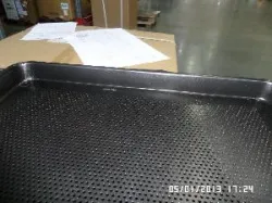 Лист перфорированный алюминий толщ.1мм антипригарный 600X400X30 демо – купить в Санкт-Петербурге с доставкой Купить лист перфорированный алюминий толщ.1мм антипригарный 600x400x30 демо в Санкт-Петербурге – цена завода, доставка до двери | RuOborudovanie.ru