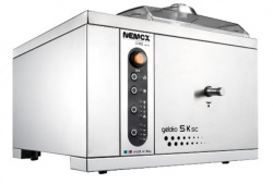 Фризер Nemox GELATO 5K CREA SC (0038250250) для твердого мороженого (батч-фризер) с 1 чашей 3,2 л – купить в RuOborudovanie.ru с доставкой до двери Купить фризер nemox gelato 5k crea sc (0038250250) для твердого мороженого (батч-фризер) с 1 чашей 3,2 л – цена от завода, доставка до двери | RuOborudovanie.ru