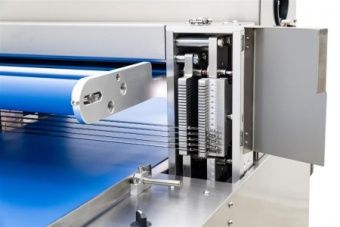 Машина для горизонтальной нарезки тортов и бисквита Danler GD-450 – купить в Санкт-Петербурге по цене завода