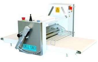 Тестораскатка Dell'Oro F423 настольная с моторизованным конвейером 50х105см – купить по цене завода